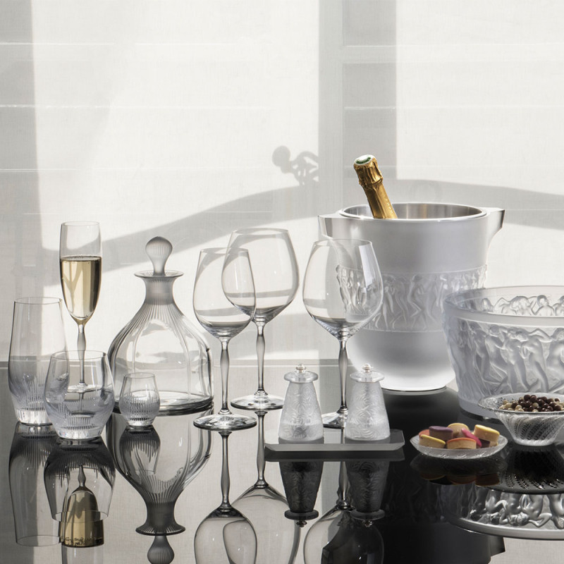100 Points Burgundy Glass Lalique & James Suckling