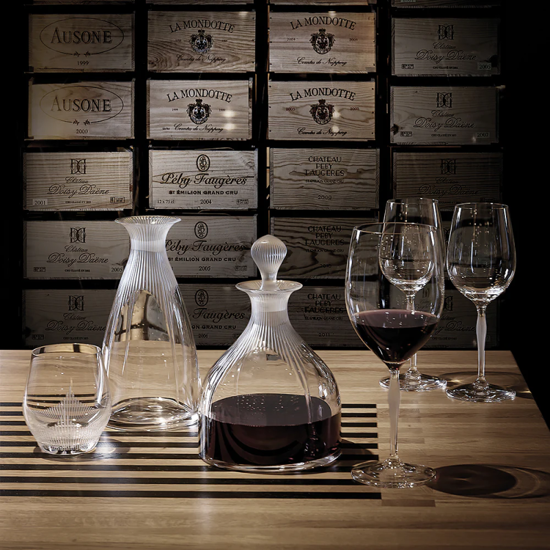 100 Points Decanter Lalique & James Suckling