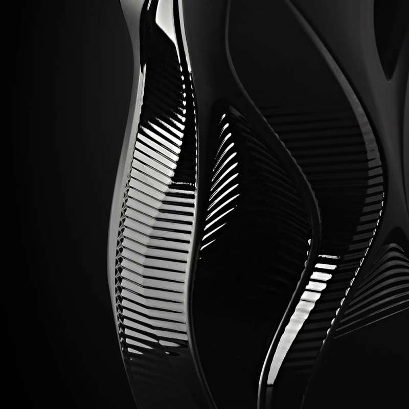 Manifesto Vase Black Crystal Lalique & Zaha Hadid