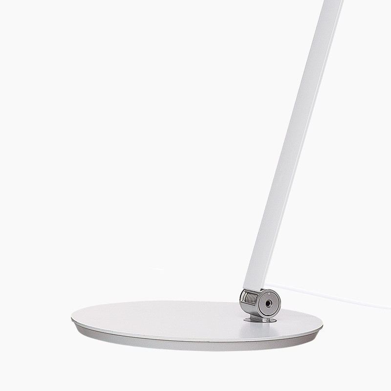 NJP Table Louis Poulsen