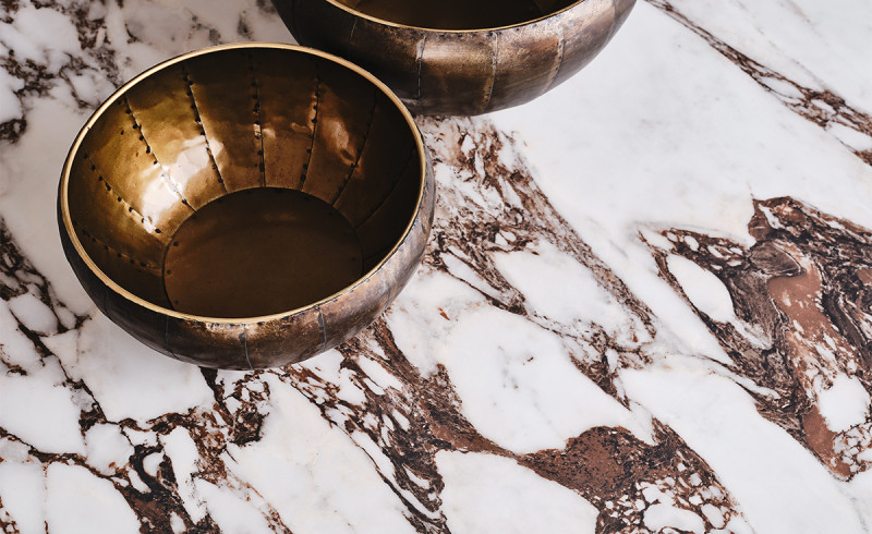 Tyron Keramik Cattelan