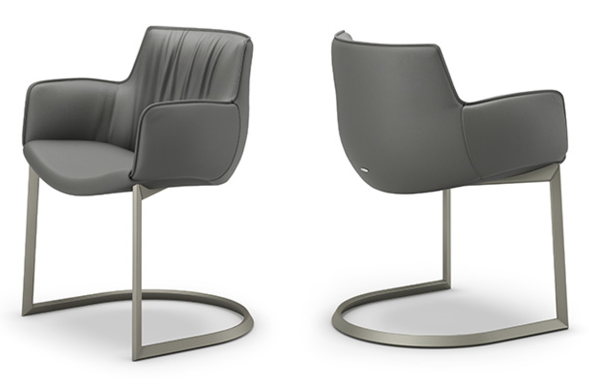 Rhonda Cantilever Cattelan