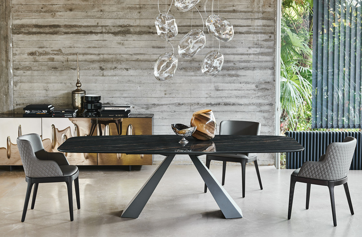 Eliot Keramik Cattelan