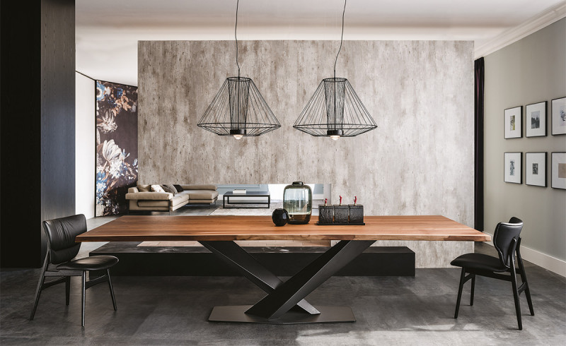 Stratos Wood Cattelan