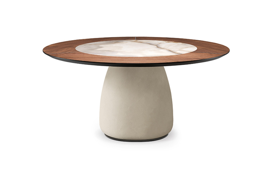 Botero Ker-Wood Round Cattelan