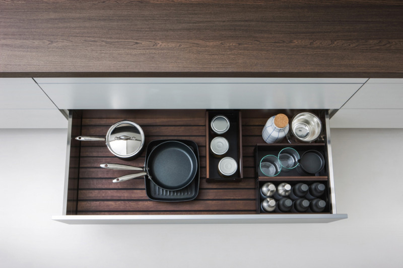 Smoked OAK Drawers and PAN Drawers Accessories Molteni&C