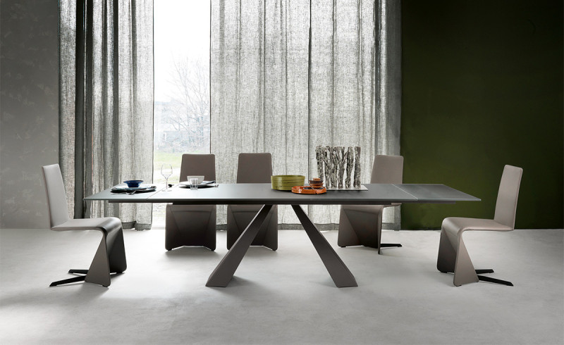 Eliot Drive Cattelan