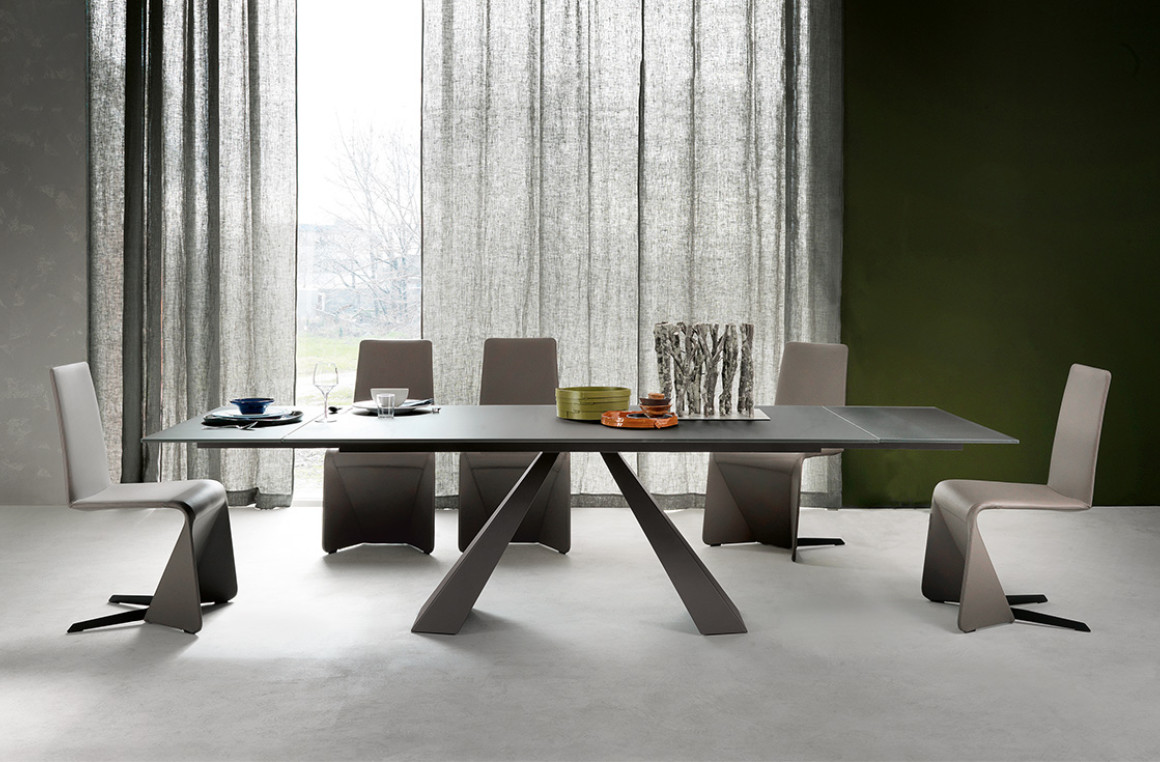 Eliot Drive Cattelan