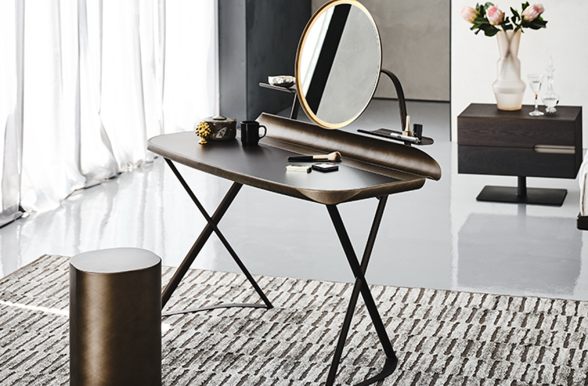 Cocoon Trousse Leather Cattelan