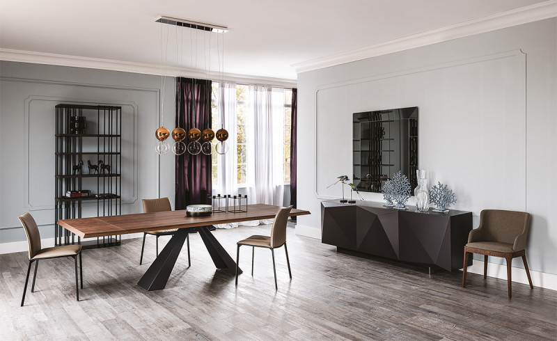 Eliot Wood Drive Cattelan