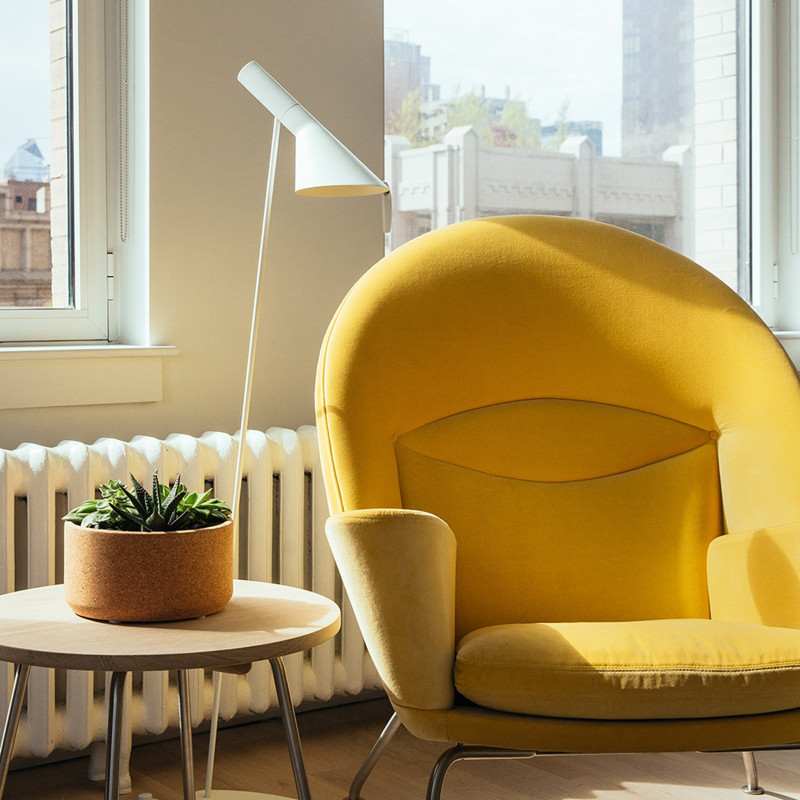 AJ Floor Louis Poulsen