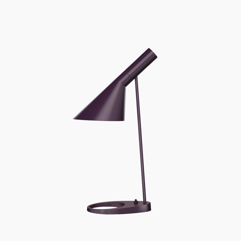 AJ Table Louis Poulsen