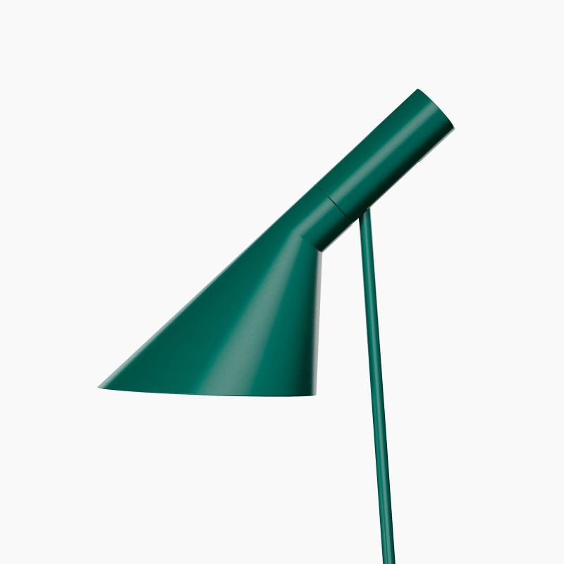 AJ Table Louis Poulsen