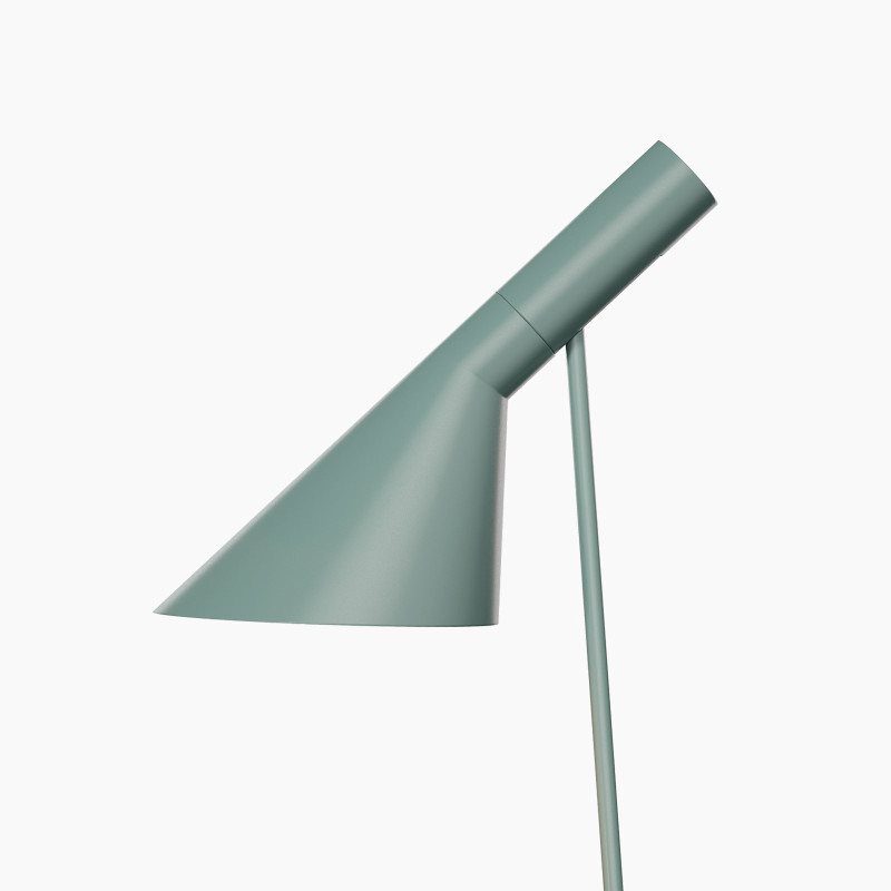 AJ Table Louis Poulsen