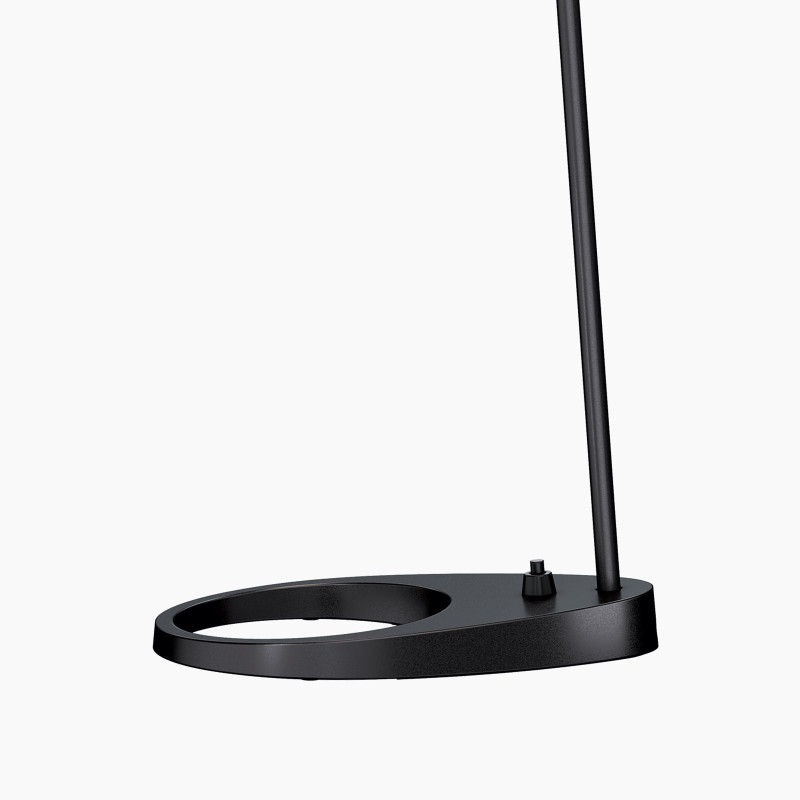 AJ Table Louis Poulsen