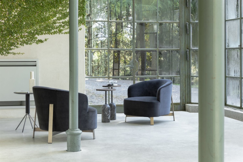 Copine Bergere Steel Porada