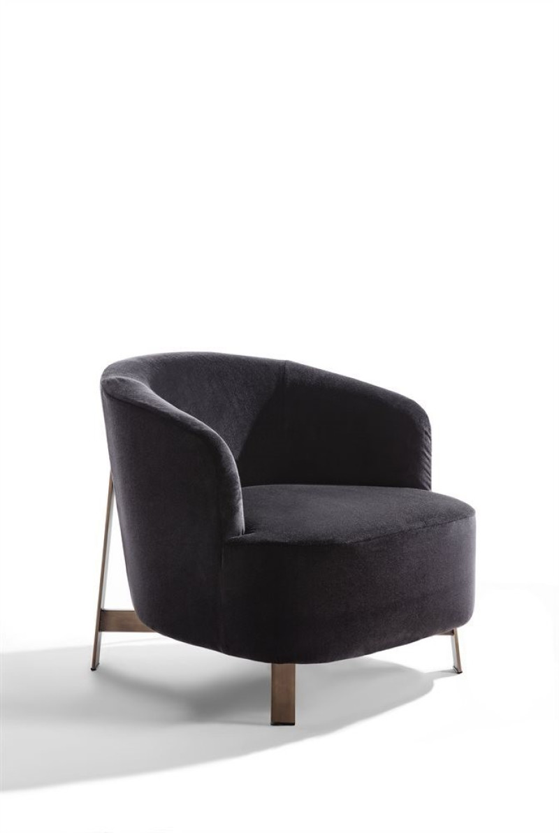Copine Bergere Steel Porada