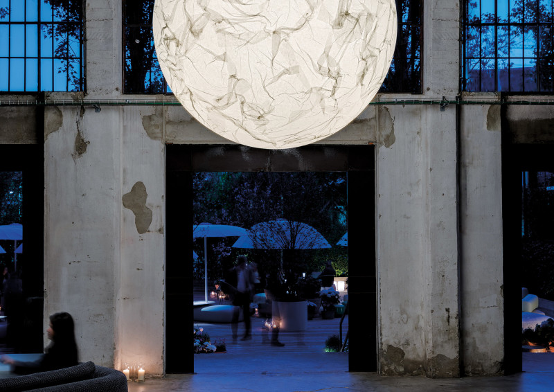 Moon Davide Groppi