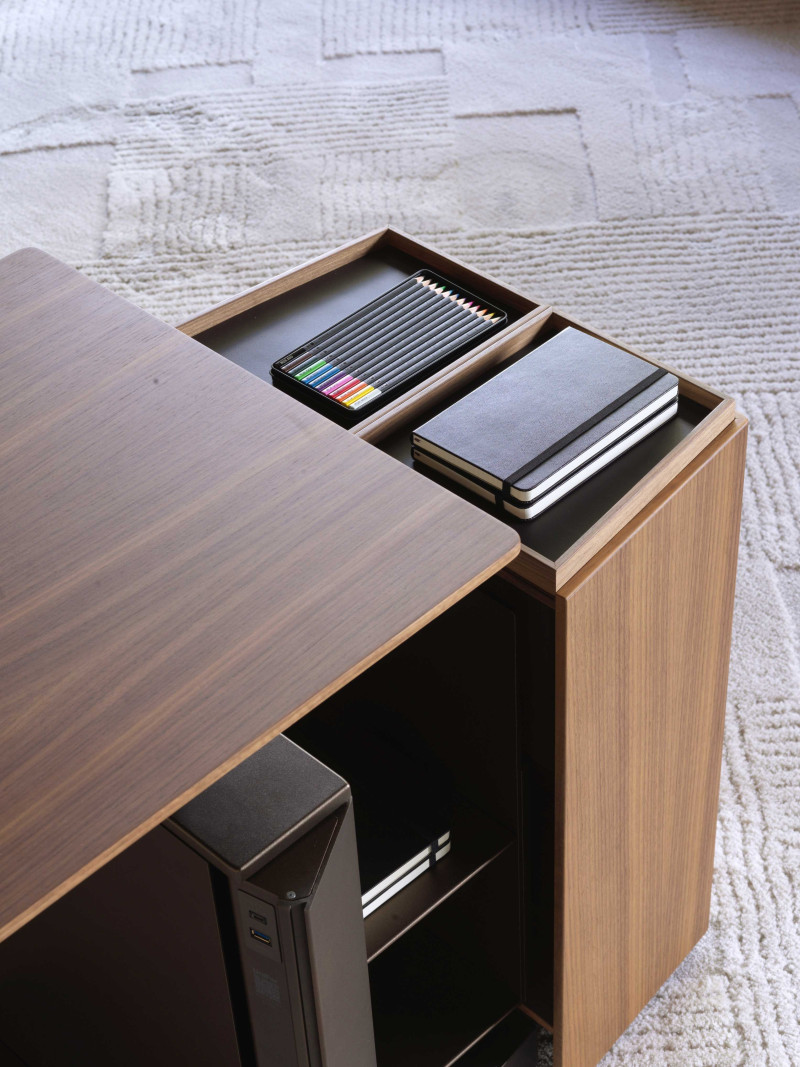 Touch Down Unit  Molteni&C