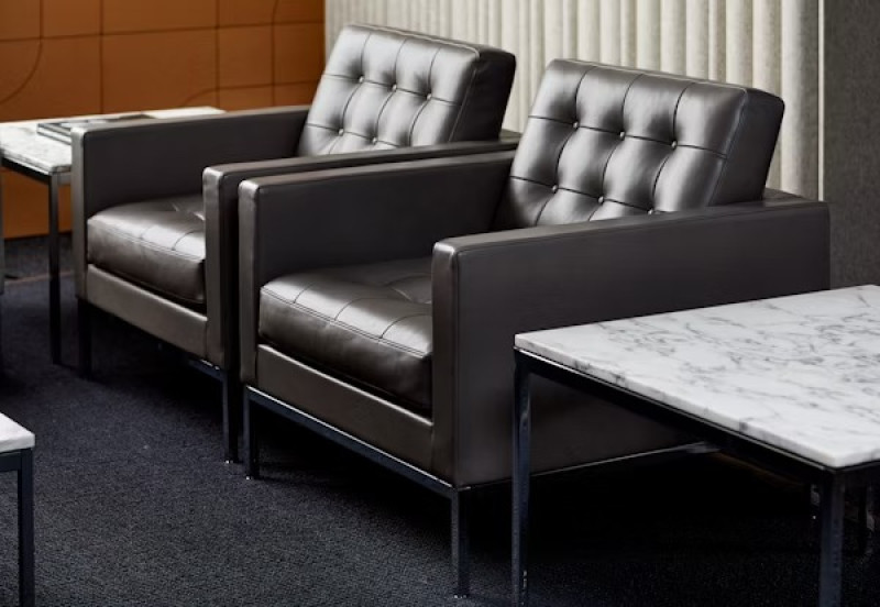 Florence Relaxed Knoll