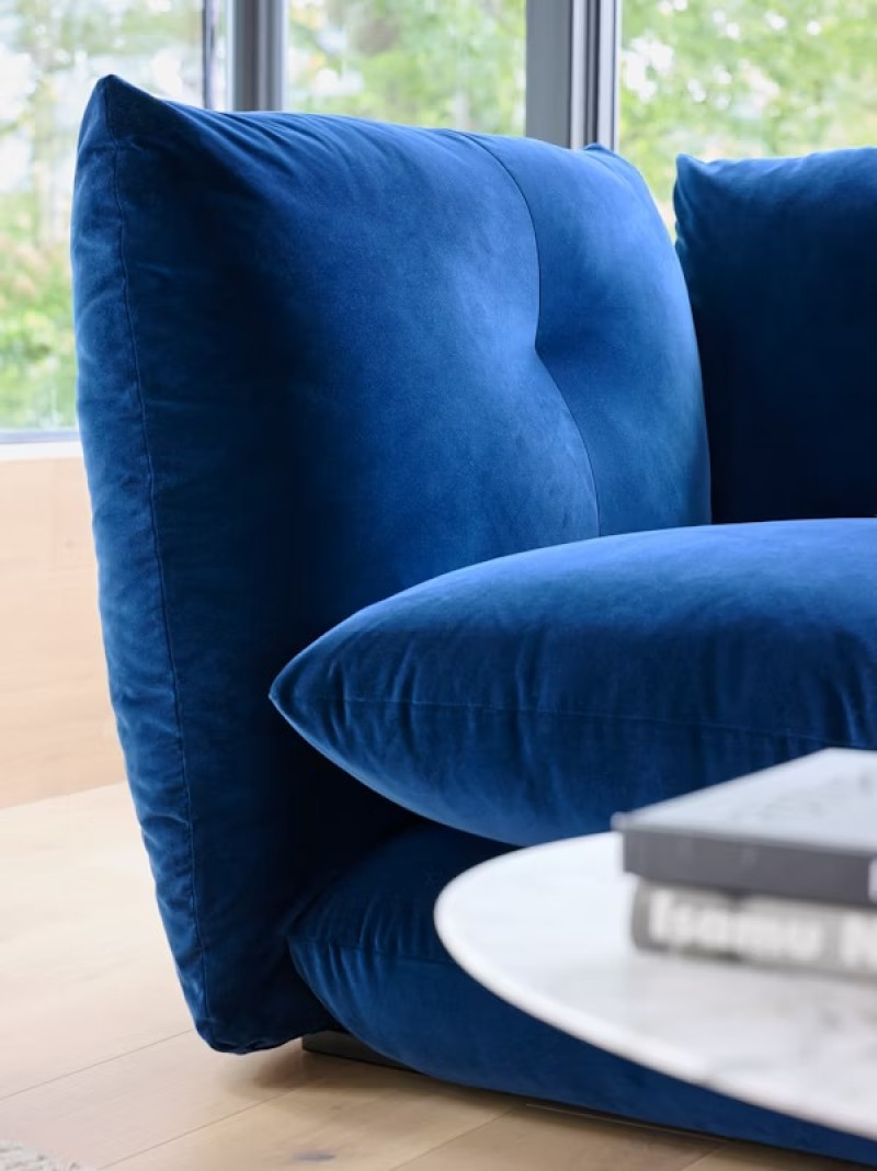 Perron Pillo Sectional Knoll