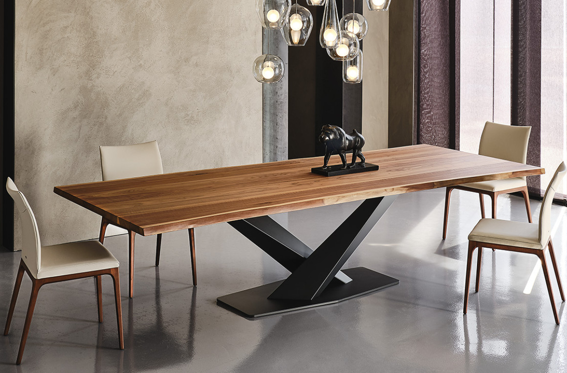 Stratos Wood Cattelan