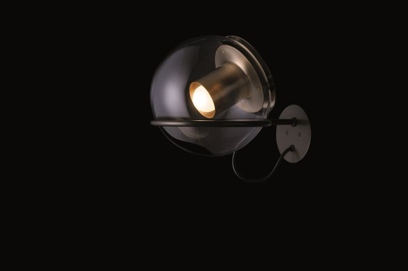 The Globe Oluce