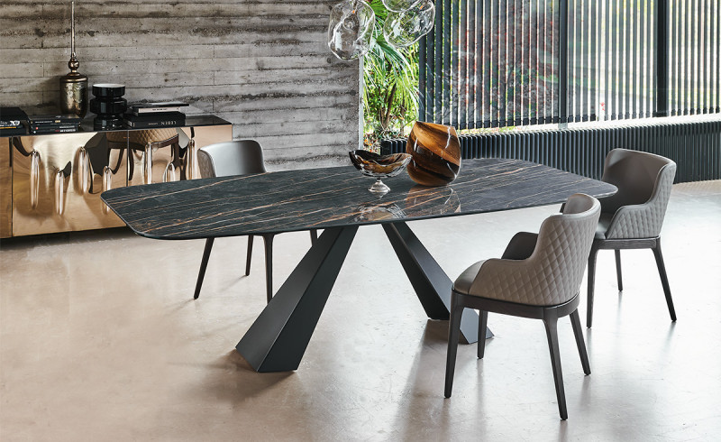 Eliot Keramik Cattelan