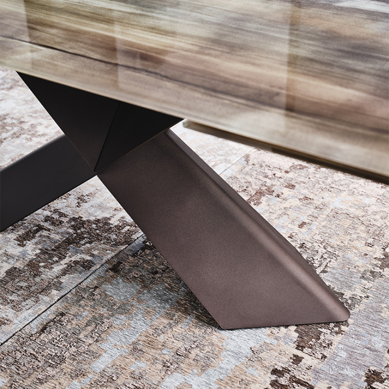 Tyron Crystalart Drive Cattelan