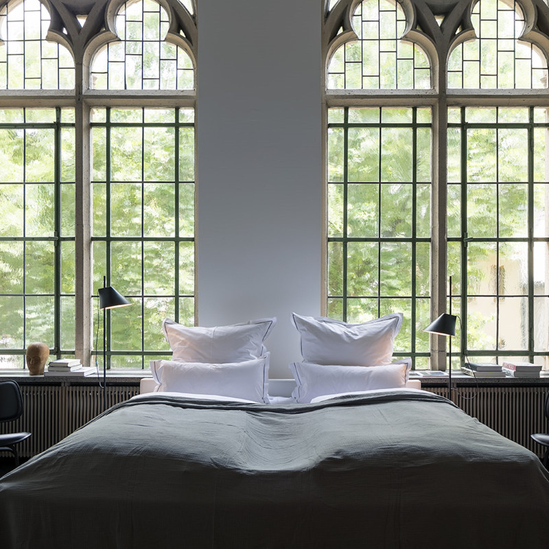 Yuh Floor Louis Poulsen