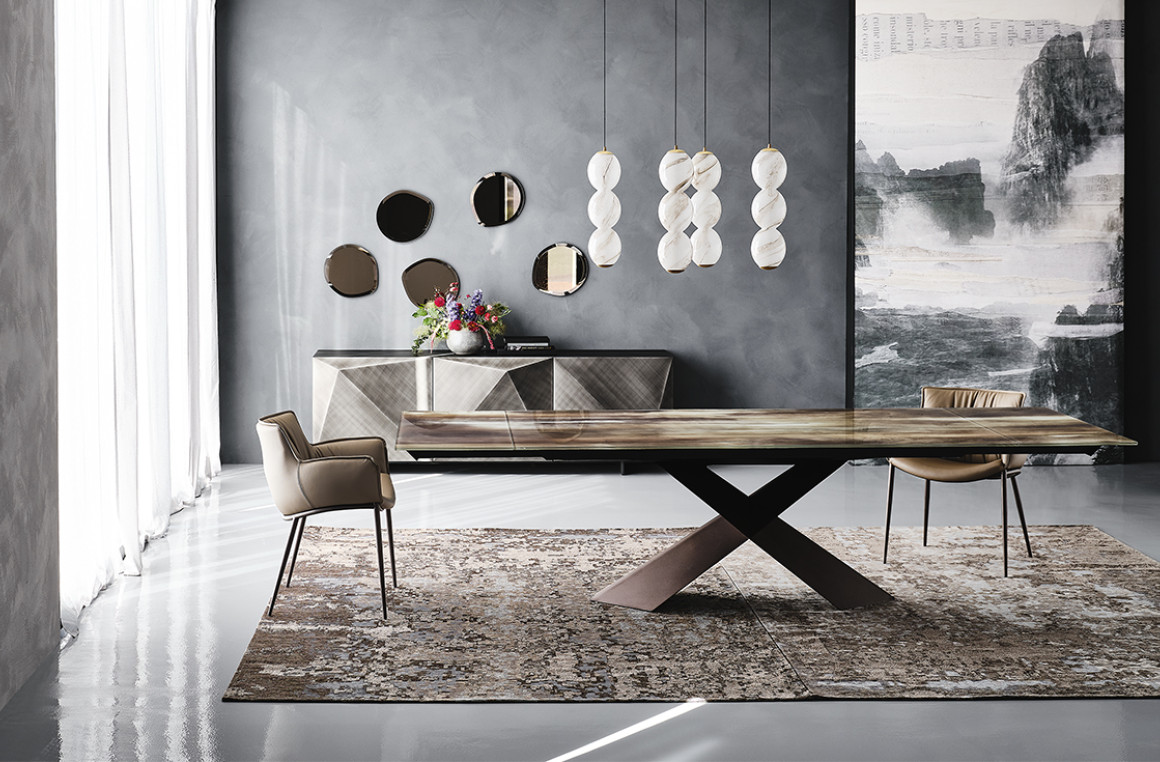 Tyron Crystalart Drive Cattelan