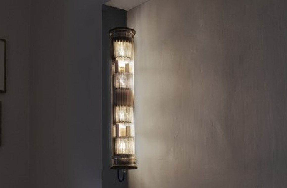 In The Tube 120-700 DCW