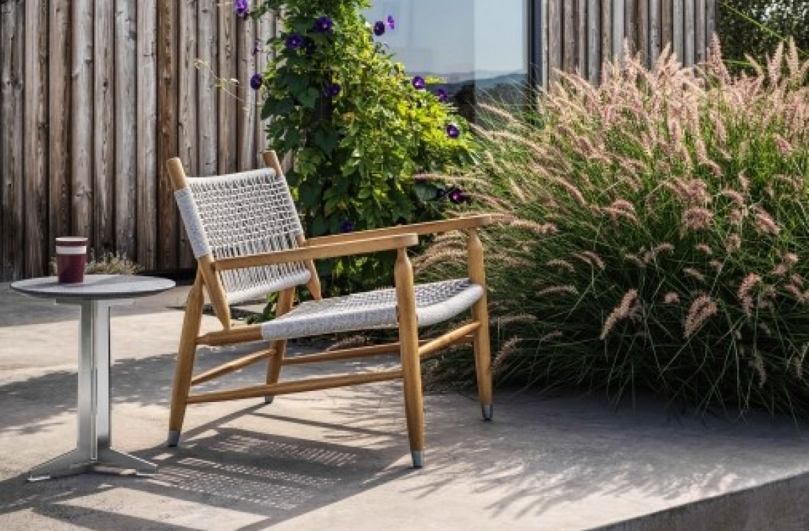 Tessa Outdoor Flexform