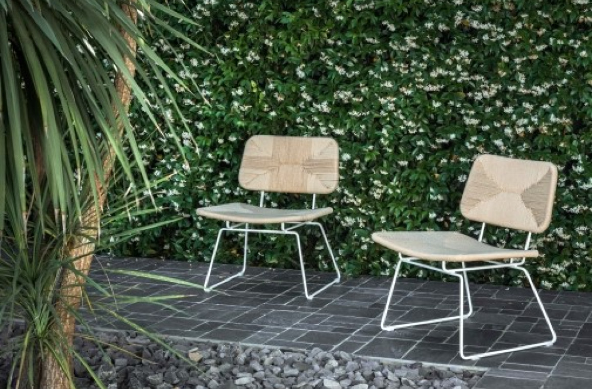 Echoes Outdoor Flexform