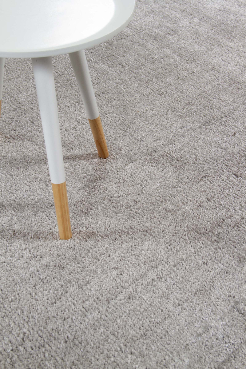 Aura Amini Carpets