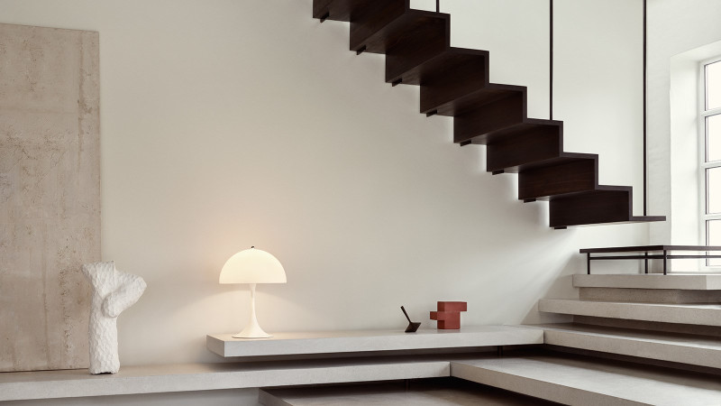 Panthella Table Louis Poulsen