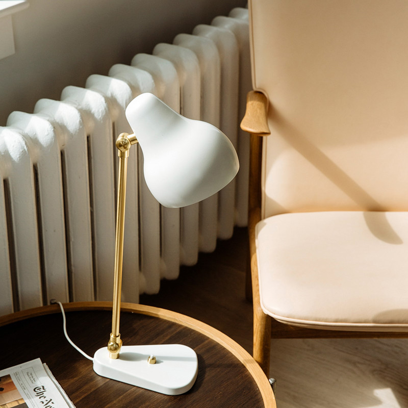 VL38 Table Louis Poulsen