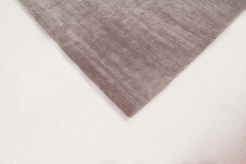 Pure Silk Amini Carpets